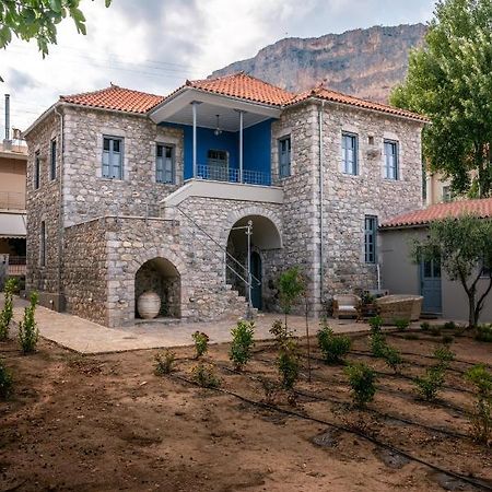 Englezena'S Guesthouse Leonidio Exterior photo