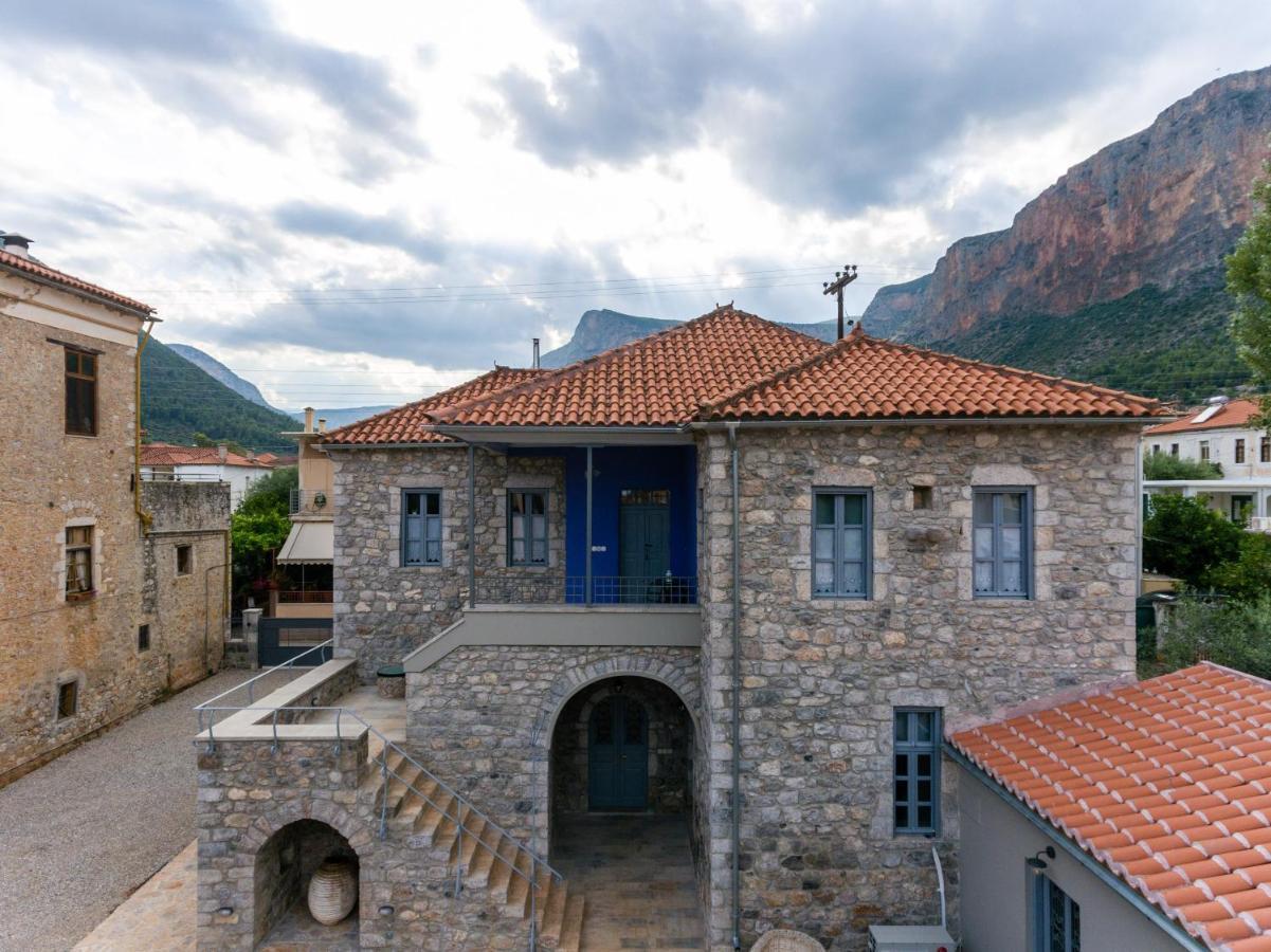 Englezena'S Guesthouse Leonidio Exterior photo